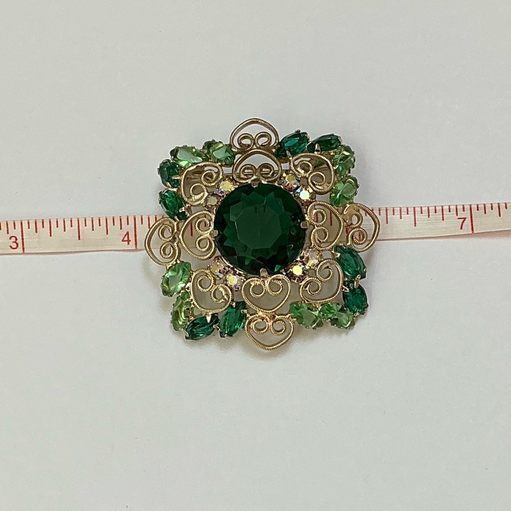 Vintage Green and Gold Brooch - Picture 4 of 7